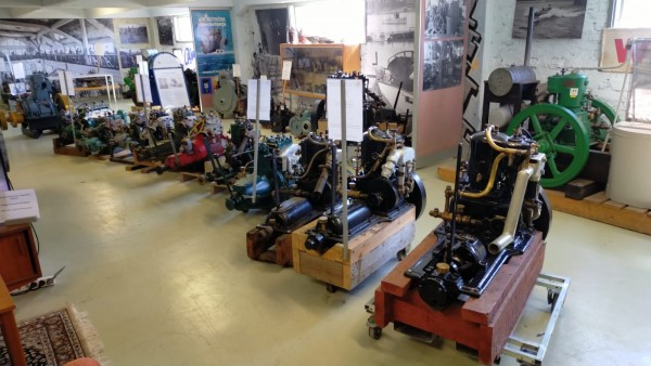 WhatsApp Image 2022-07-24 at 12.31.02.jpeg (232.9 Kio) Vu 847 fois Moteurs produit à Vaasa. Comme Nokia qui n'a pas vu venir le smartphone, les 2 fabricants de moteur in-bord, n'ont pas vu venir les hors-bord.