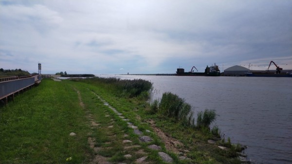 Embouchure du fleuve Pärnu sur la Baltic
