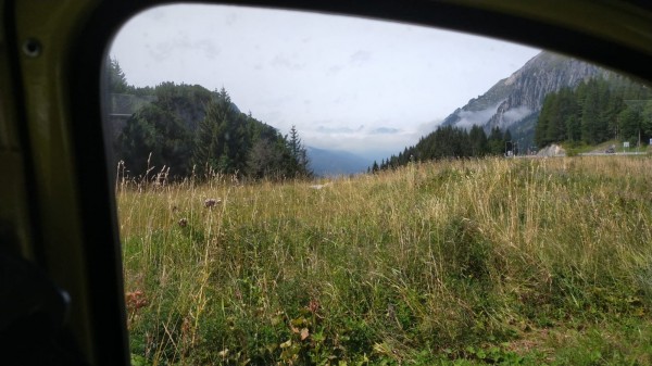 Il n'a pas l'air de faire beau dans la vallée.