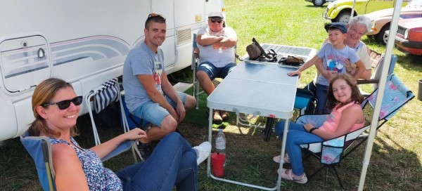 Capture 108.JPG (171.29 Kio) Vu 1357 fois La famille de Clément au grand complet