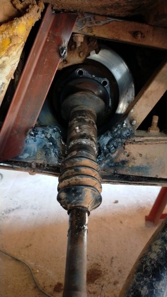 WhatsApp Image 2023-02-01 at 12.20.11.jpeg (140.18 Kio) Vu 3064 fois Passage bien agrandit. Positionnement d'une cornière en remplacement du tube carré qui gênait