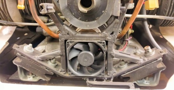 Capture 72.JPG (75.89 Kio) Vu 10330 fois J'ai démonté le radiateur: il est venu sans problème.