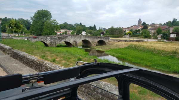 Pont sur la Saône à Attigny