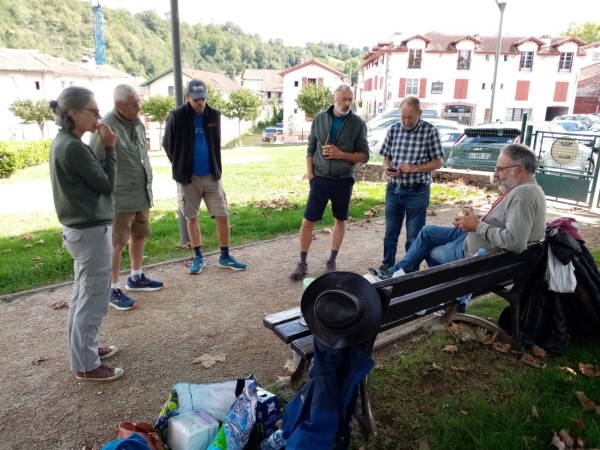 Pause casse-croûte à St Jean Pied de Port