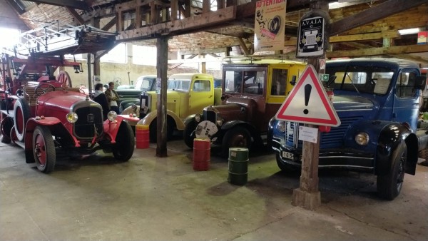 Musée véhicules anciens proche de Lapalisse