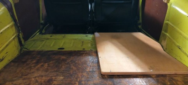 mise en place de la planche utilisée pour la position couchage