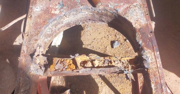 Capture 103.JPG (123.47 Kio) Vu 3858 fois la traverse sous boite est pleine de terre,