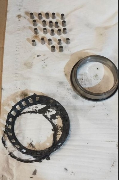 Capture 184.JPG (43.15 Kio) Vu 10473 fois nettoyage, inspection, graissage et remontage des roulements: