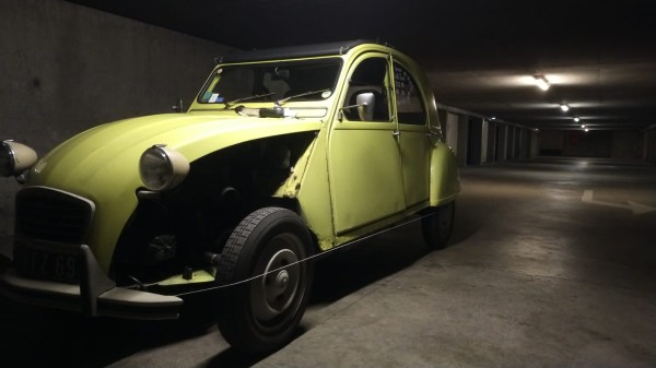 WhatsApp Image 2024-04-17 à 17.09.51_ab443ff8.jpg (93.66 Kio) Vu 10412 fois Après ajustement des hauteurs, contrôle du parallélisme sur un sol plat