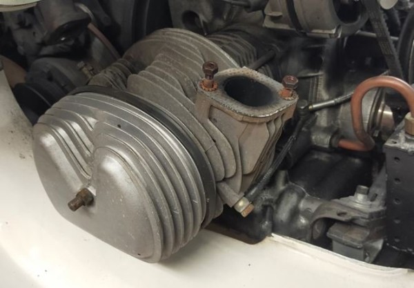 Capture 96.JPG (49.29 Kio) Vu 8829 fois démontage de l'admission (des 2 cotés)