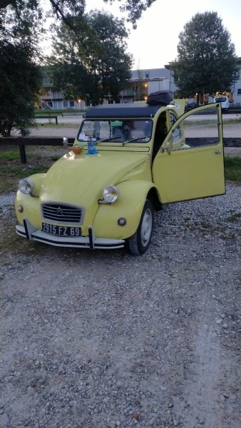 WhatsApp Image 2024-08-27 à 06.32.20_e3a35fc8.jpg (226.73 Kio) Vu 2245 fois dernier bivouac et dernier petit déjeuné de mon voyage