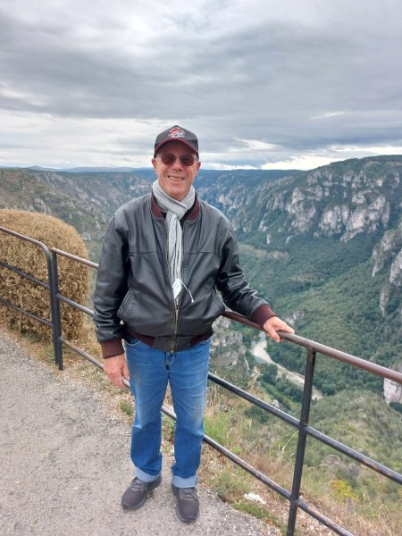 WhatsApp Image 2024-09-06 à 11.48.05_70aeaf10.jpg (219.31 Kio) Vu 2304 fois le voilà fier d'appartenir au KBD: (kit car base 2CV)