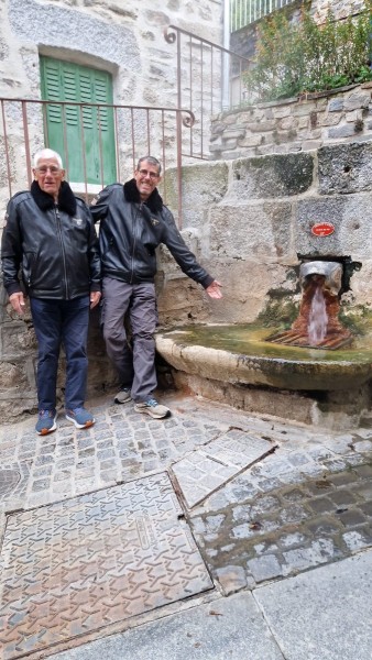 WhatsApp Image 2024-09-09 à 19.24.53_2e37aa46.jpg (252.7 Kio) Vu 6118 fois Et sa source à 80 °c