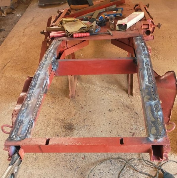 Capture 167.JPG (142.54 Kio) Vu 2399 fois les 2 sont soudées.