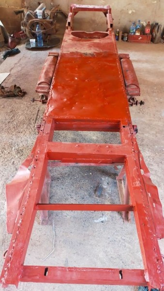 Capture 188.JPG (105.98 Kio) Vu 3533 fois un coup de peinture antirouille et le châssis est maintenant terminé