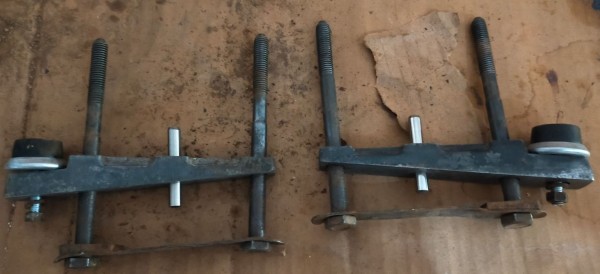 Capture 207.JPG (110.42 Kio) Vu 3069 fois voilà les pièces, après avoir percé les calles, et tout nettoyé.