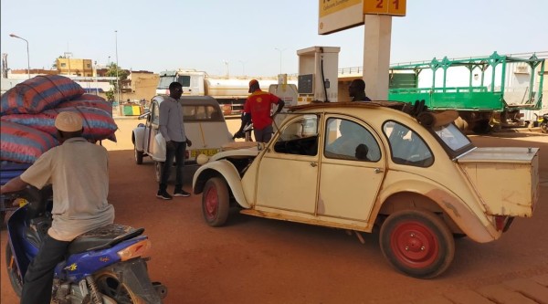 Capture 038.JPG (110.67 Kio) Vu 1940 fois Passage à la station service