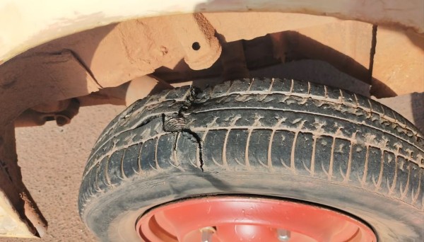 J'avais monter un des pneu qui provenait de l'acadiane sur la 2CV, il est partie en brioche après moins de 100 km.