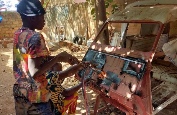 Capture 261.JPG (158.31 Kio) Vu 1884 fois soudure tôles au niveau du maitre cylindre