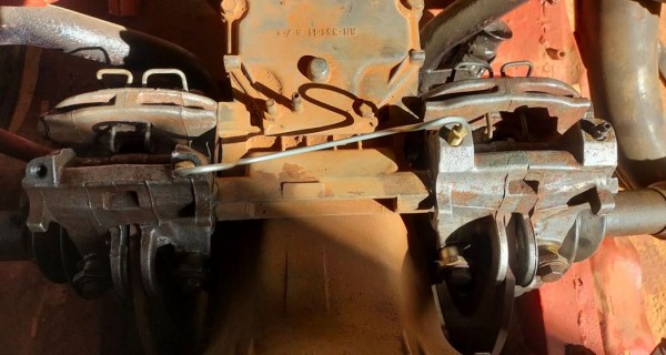 Capture 269.JPG (108.01 Kio) Vu 1834 fois J'ai été surpris de voir que le droit et le gauche n'étaient pas du même model.