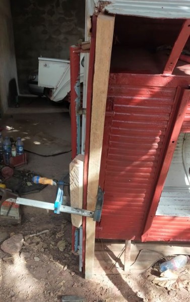 Capture 297.JPG (75.16 Kio) Vu 2329 fois redressage de la jupe arrière qui étaient bien galbée.