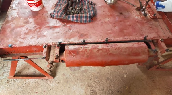 Capture 304.JPG (130.24 Kio) Vu 2217 fois le cadre qui va supporter la partie fourgon de l'acadiane est terminé.