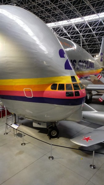 WhatsApp Image 2025-06-07 à 15.45.59_ac370e53.jpg (136.24 Kio) Vu 1331 fois Le super GUPPY pour transporter les éléments d'avion d'un site à l'autre