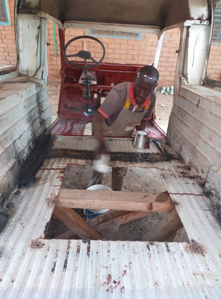 lavage et brossage à grande eau.