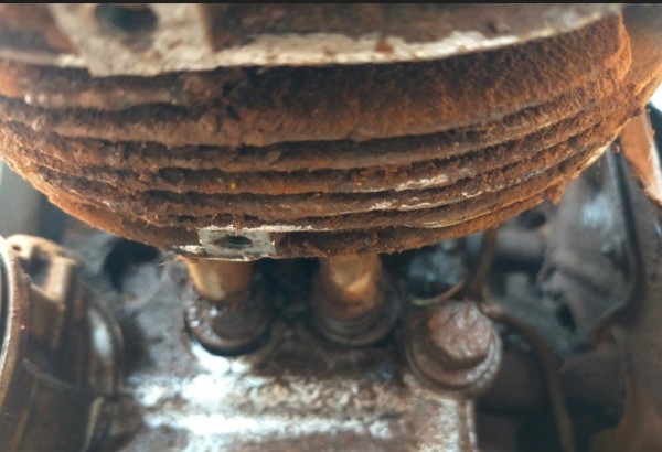 comme à l'accoutumé, les ailettes sont bien encrassées.