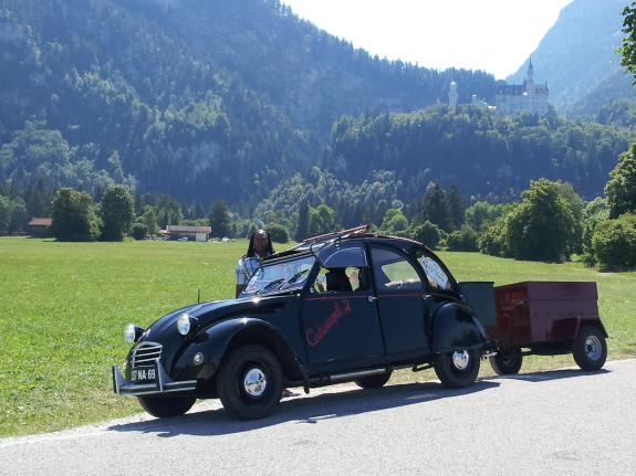 le château de Neuschwansten (chitichitibangbang) mais la 2CV n'a pas volée!